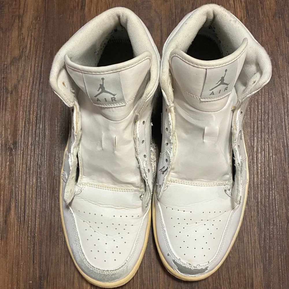 Nike Air Jordan 1 Mid Triple White 554724-100 Sz 11 Custom or Restoration